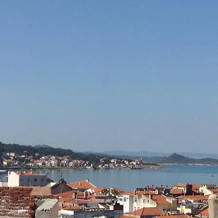 Kelebek Butik Гостьовий будинок Айвалик